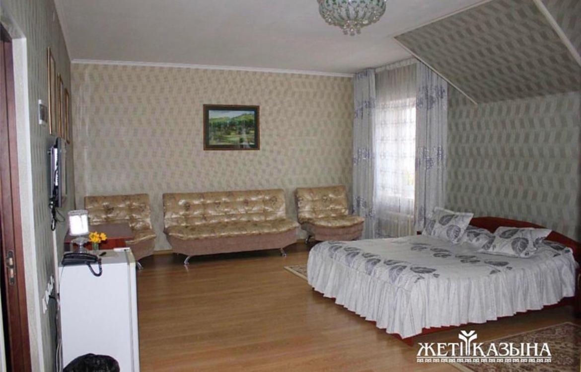 Гостиничный Комплекс Жеты Казына Zharkent Exterior foto